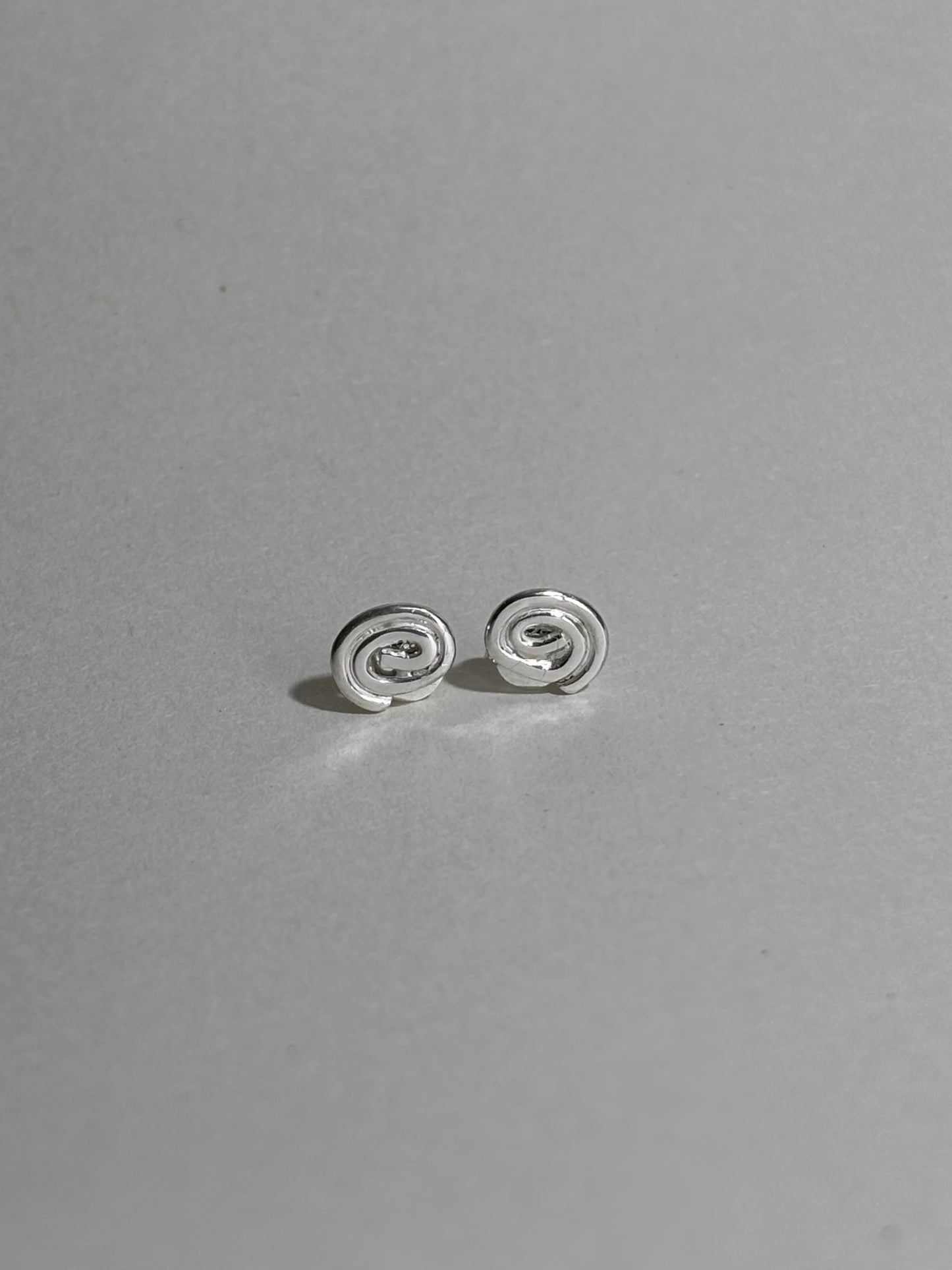 Swirl Studs